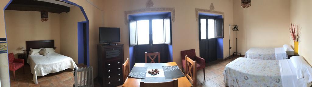 Apartamentos Victoria Bujalance Bagian luar foto