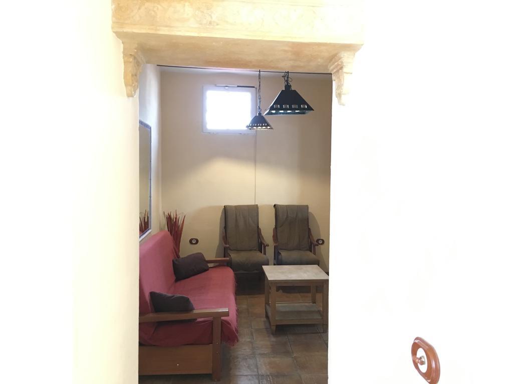 Apartamentos Victoria Bujalance Bagian luar foto
