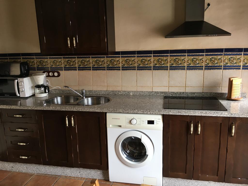 Apartamentos Victoria Bujalance Bagian luar foto